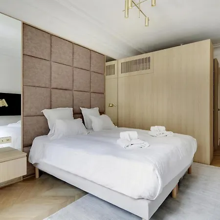 Pick A Flat's In Luxembourg - Odeon - Rue Soufflot * Paris