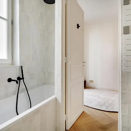 Pick A Flat's In Luxembourg - Odeon - Rue Soufflot Paris