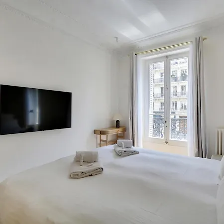 Pick A Flat's In Luxembourg - Odeon - Rue Soufflot * Parijs