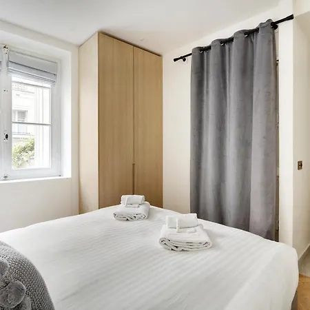 Pick A Flat's In Luxembourg - Odeon - Rue Soufflot * Parijs